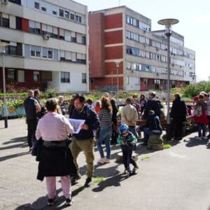 Na platou, ispred prostora Mjesnog odbora. [DF 2026.]